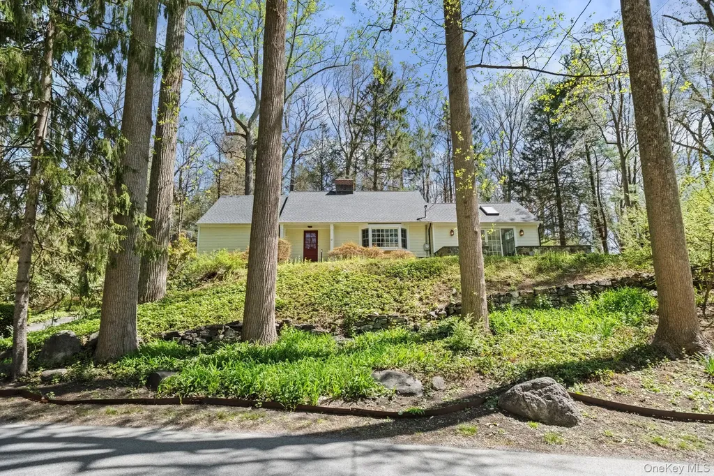 12 Harris Road Katonah NY 10536