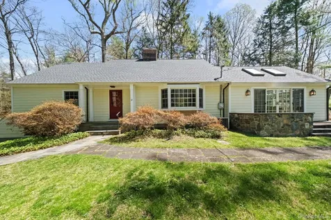 12 Harris Road Katonah NY 10536