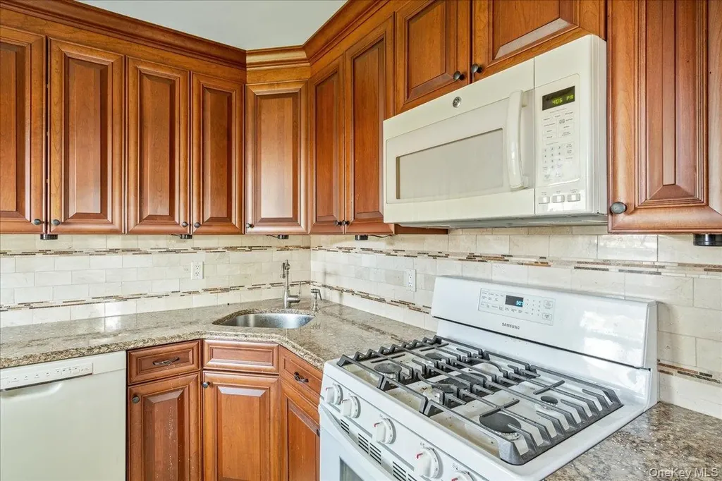 6701 152nd Street Flushing NY 11367