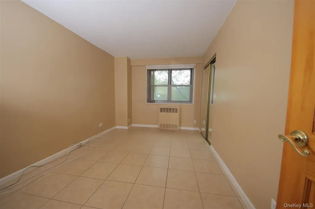 3410 De Reimer Avenue Bronx NY 10475
