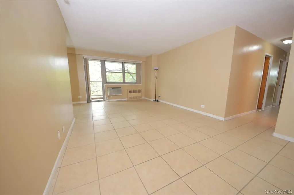 3410 De Reimer Avenue Bronx NY 10475