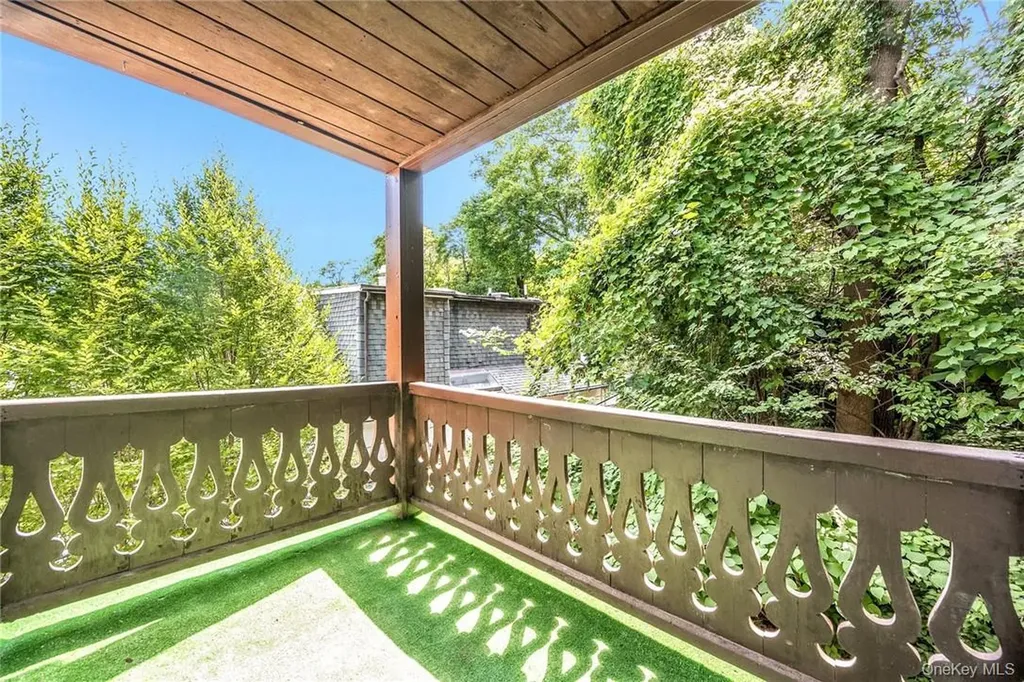 64 Kensington Road Bronxville NY 10708