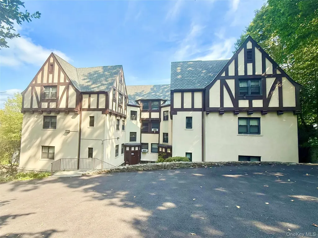 64 Kensington Road Bronxville NY 10708