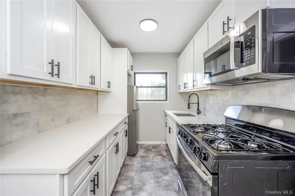 64 Kensington Road Bronxville NY 10708