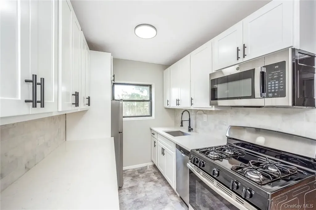 64 Kensington Road Bronxville NY 10708