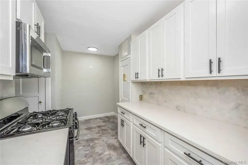 64 Kensington Road Bronxville NY 10708