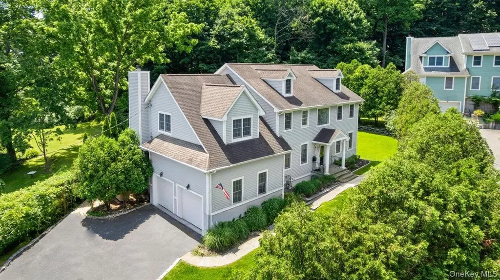 2 Saunders Street Hastings-on-hudson NY 10706