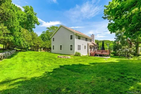 2 Saunders Street Hastings-on-hudson NY 10706