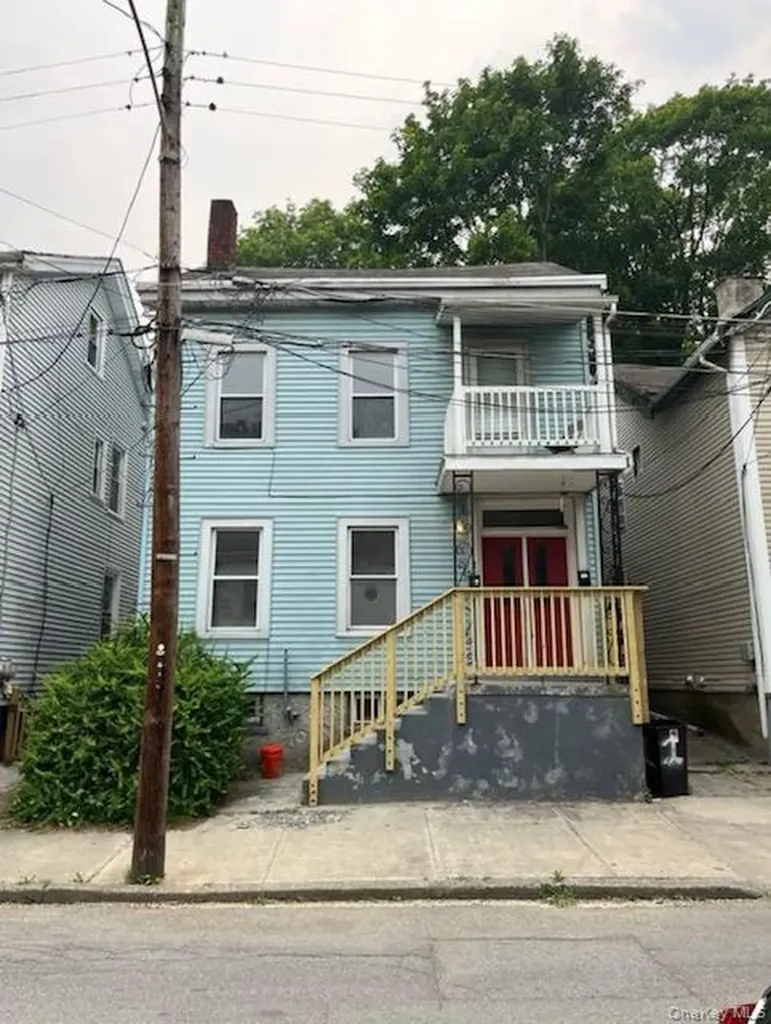 6 Zimmer Avenue Poughkeepsie NY 12601