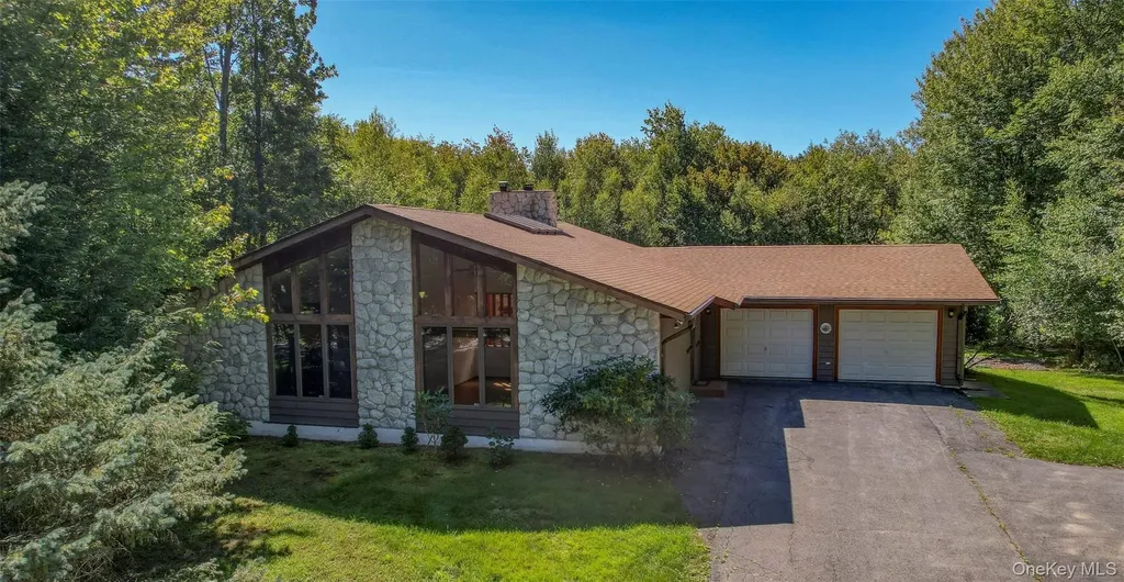 48 Mahogany Lane Liberty NY 12754