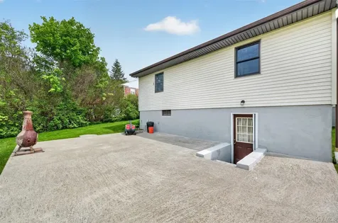 8 Meadow Court Carmel NY 10512