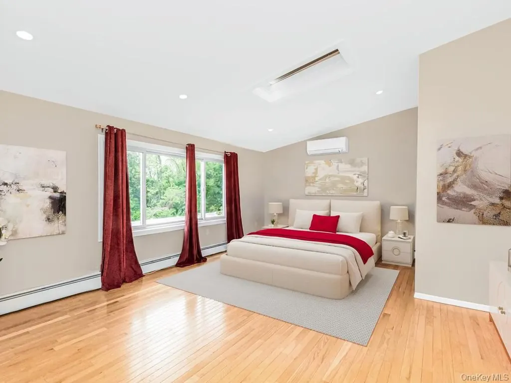90 Remsen Circle Yonkers NY 10710