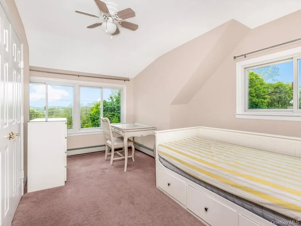 90 Remsen Circle Yonkers NY 10710