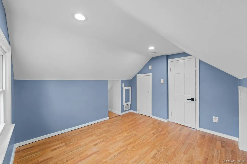 218 Islip Boulevard Islip Terrace NY 11752
