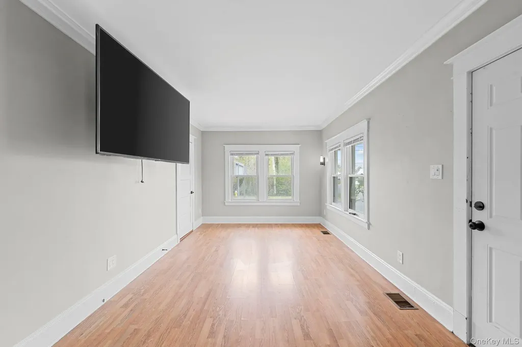 218 Islip Boulevard Islip Terrace NY 11752