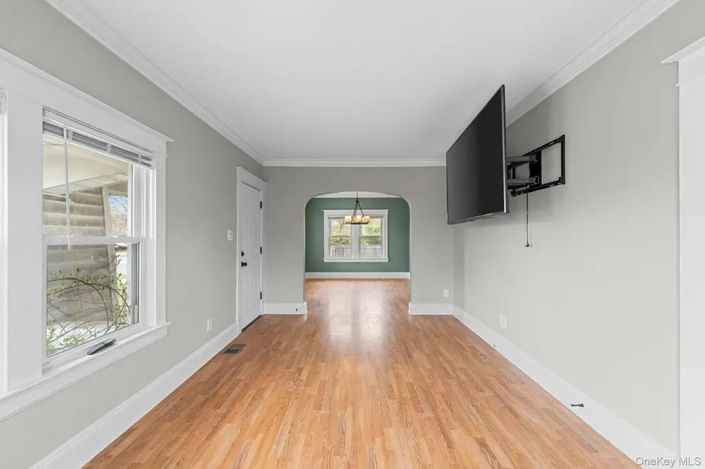218 Islip Boulevard Islip Terrace NY 11752