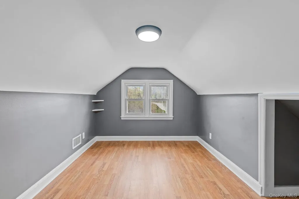 218 Islip Boulevard Islip Terrace NY 11752