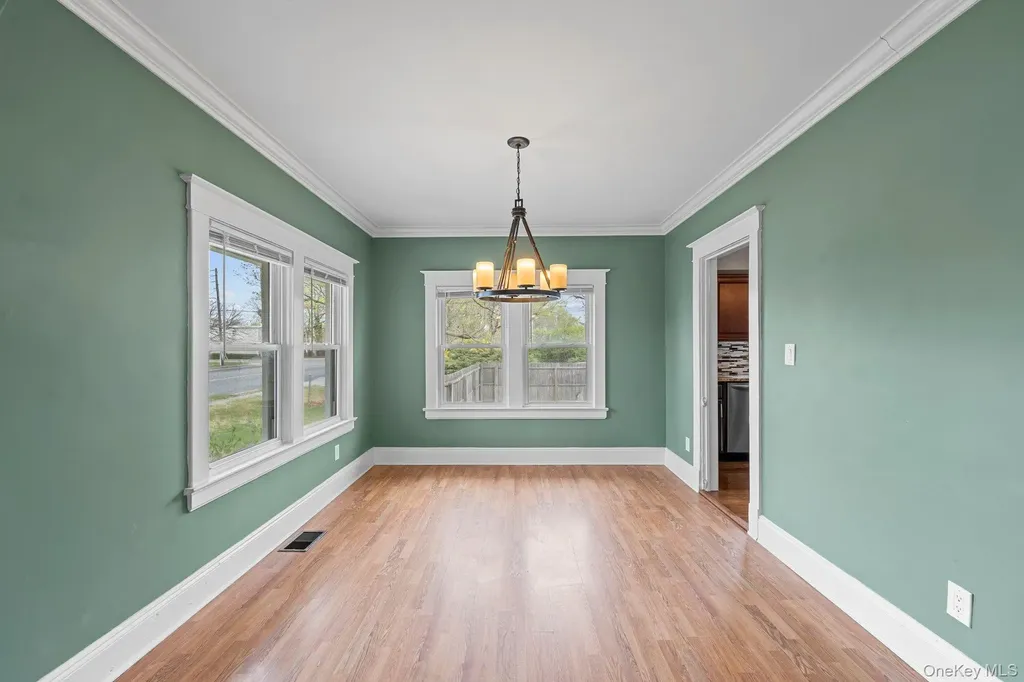 218 Islip Boulevard Islip Terrace NY 11752