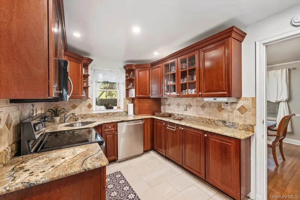 61 Drexel Avenue Westbury NY 11590