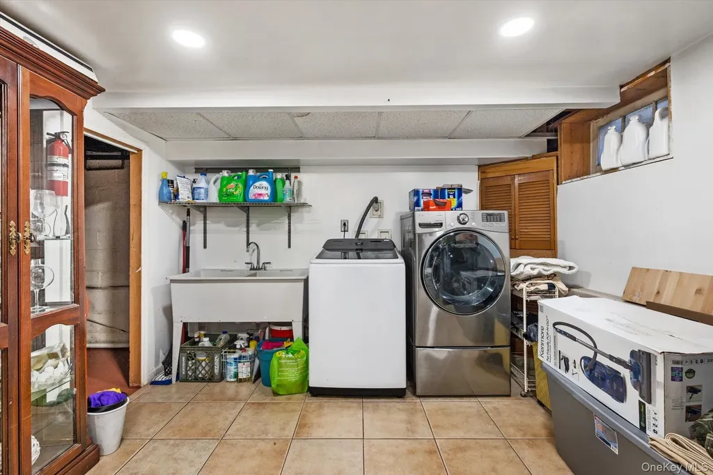 61 Drexel Avenue Westbury NY 11590