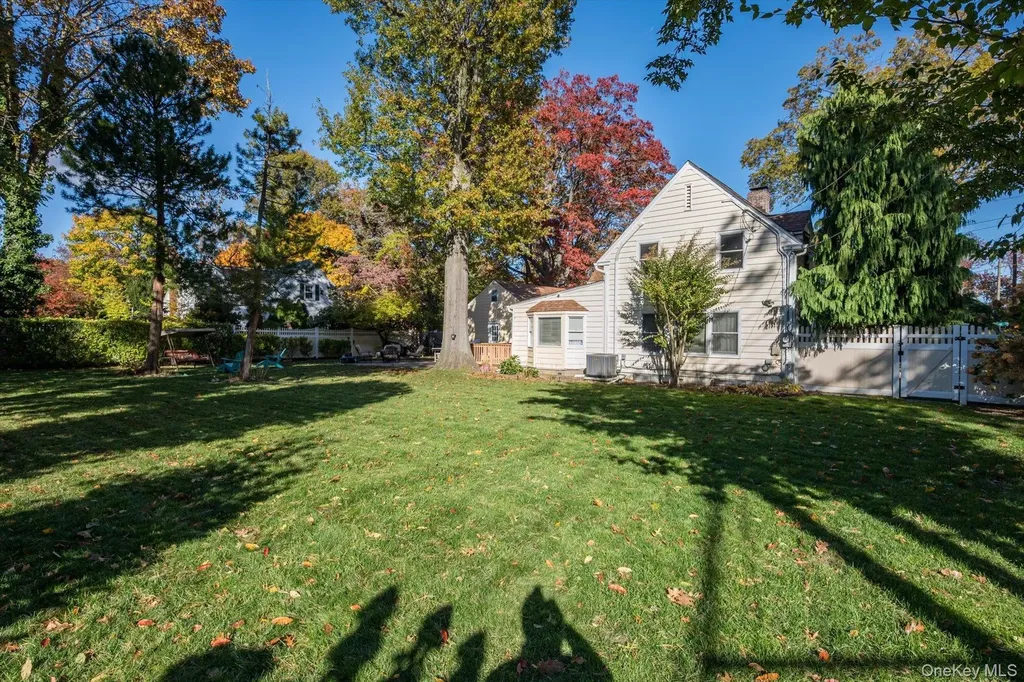 61 Drexel Avenue Westbury NY 11590