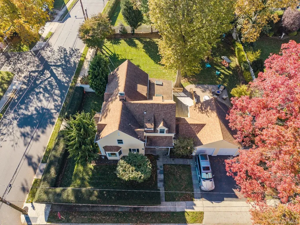61 Drexel Avenue Westbury NY 11590