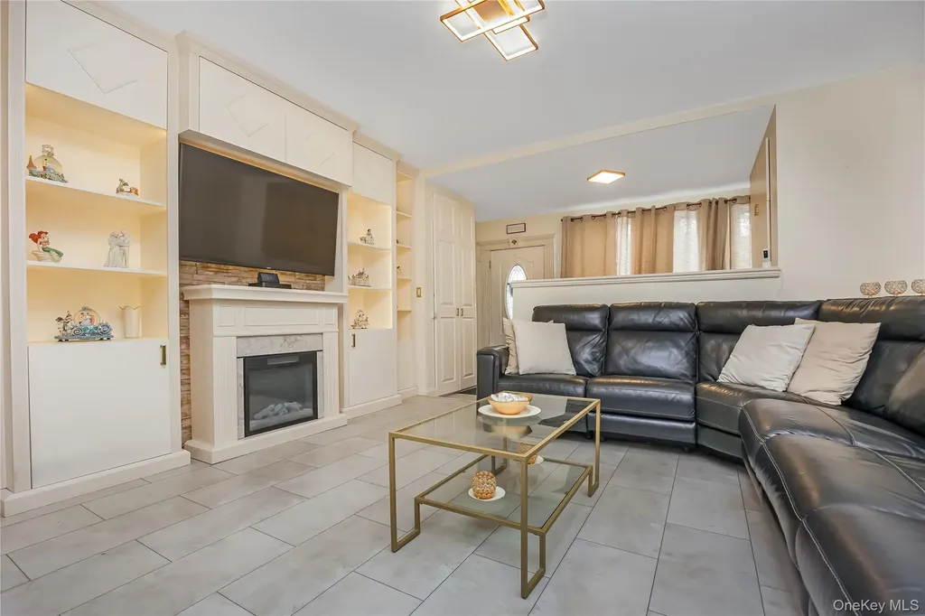 5918 60th Street Maspeth NY 11378