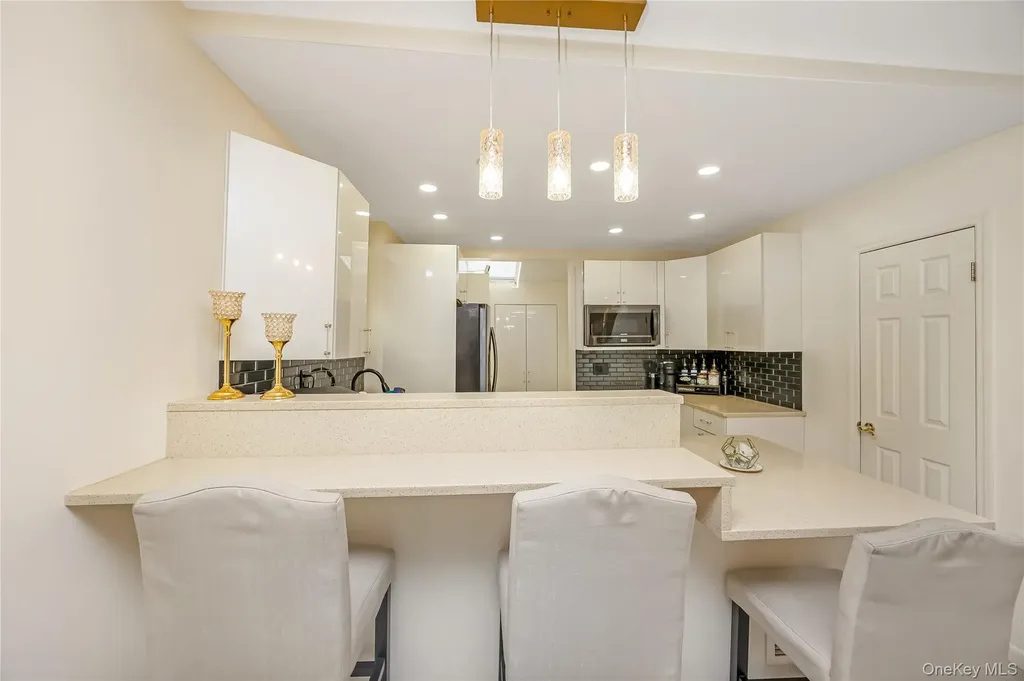 5918 60th Street Maspeth NY 11378