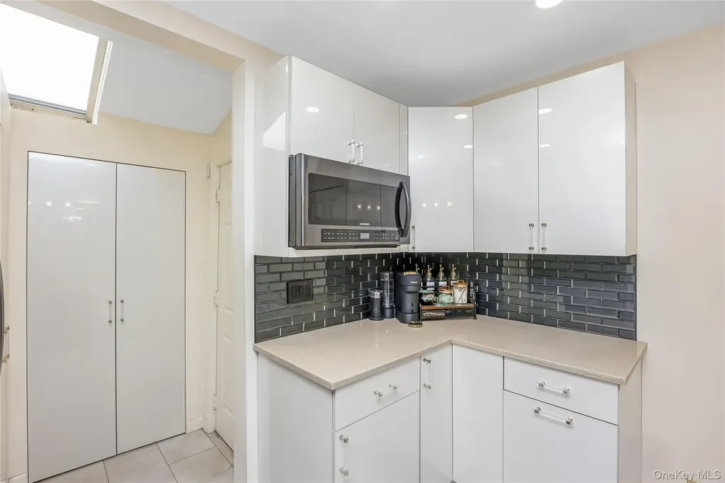 5918 60th Street Maspeth NY 11378