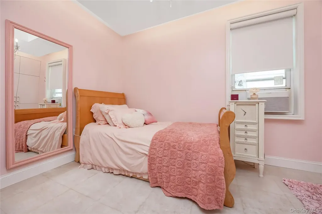5918 60th Street Maspeth NY 11378
