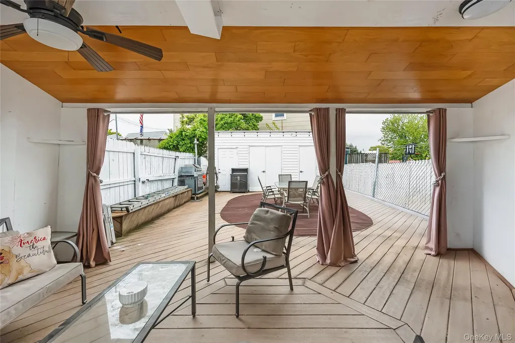 5918 60th Street Maspeth NY 11378