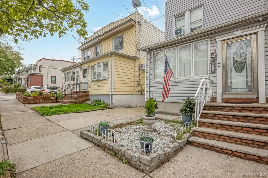 5918 60th Street Maspeth NY 11378