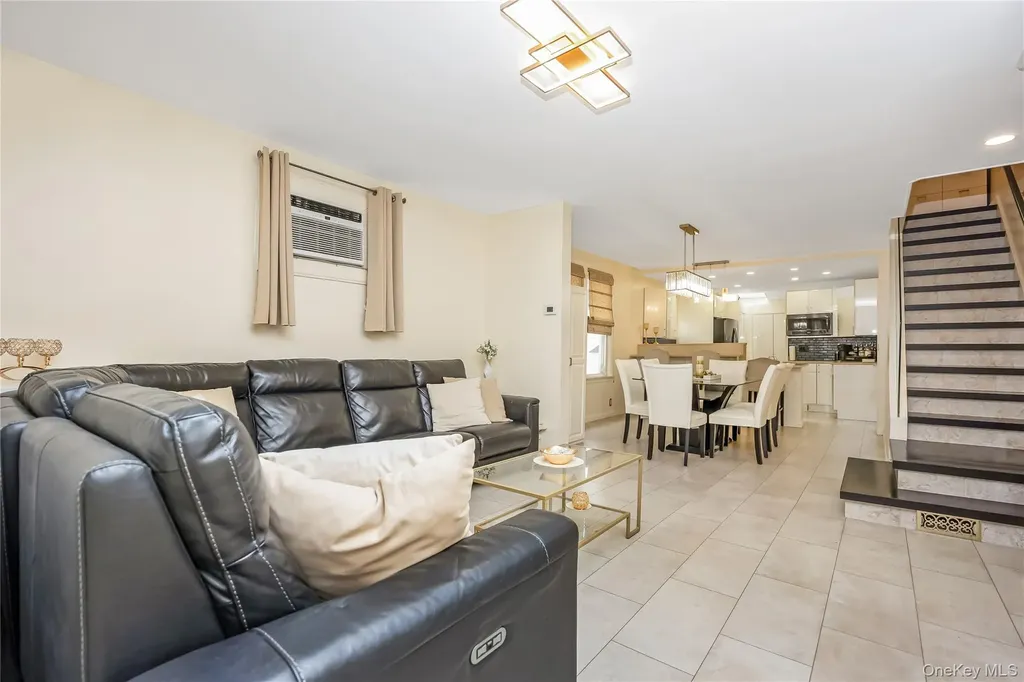 5918 60th Street Maspeth NY 11378