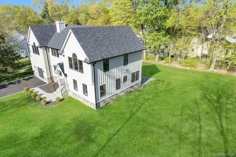 57 Meadow Sweet Road Cortlandt Manor NY 10567