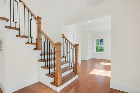 57 Meadow Sweet Road Cortlandt Manor NY 10567