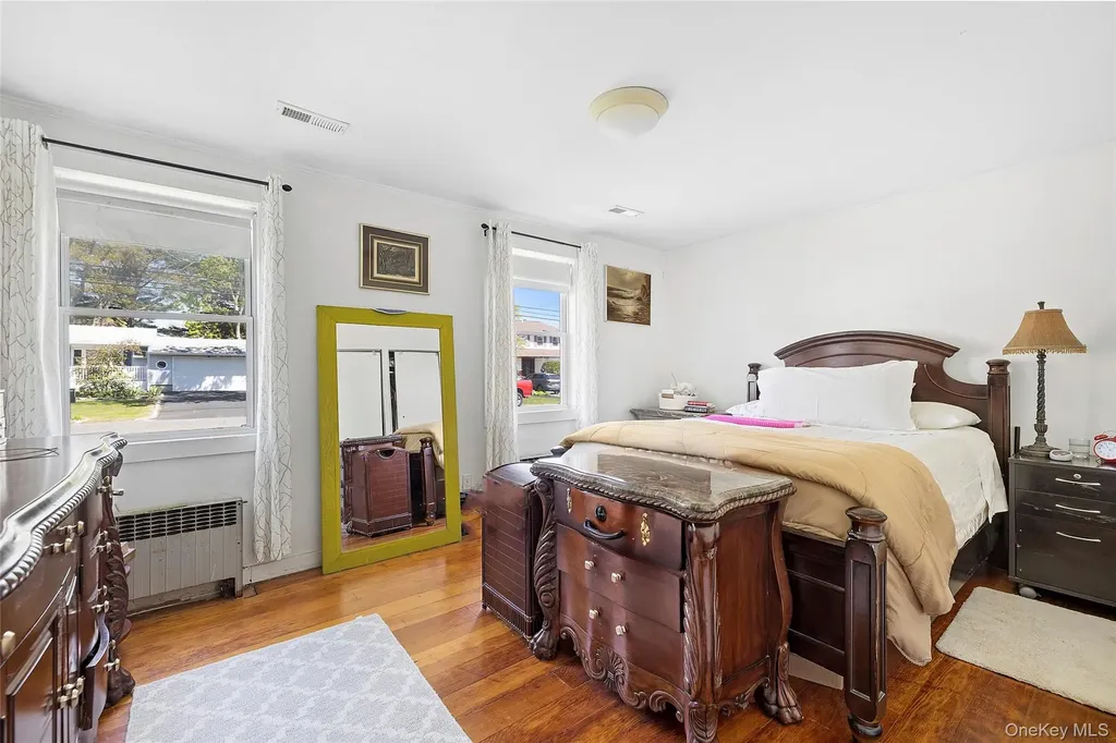 140 Poplar Street Central Islip NY 11722