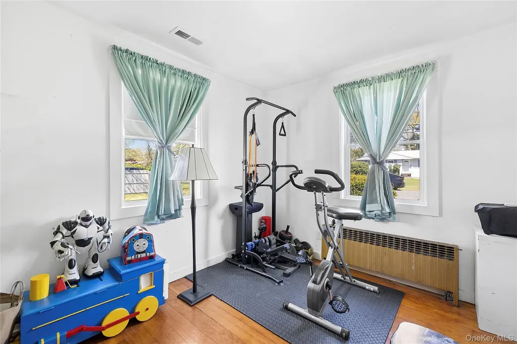 140 Poplar Street Central Islip NY 11722