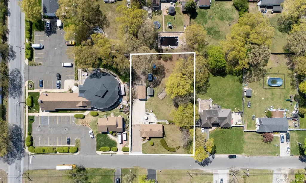 140 Poplar Street Central Islip NY 11722