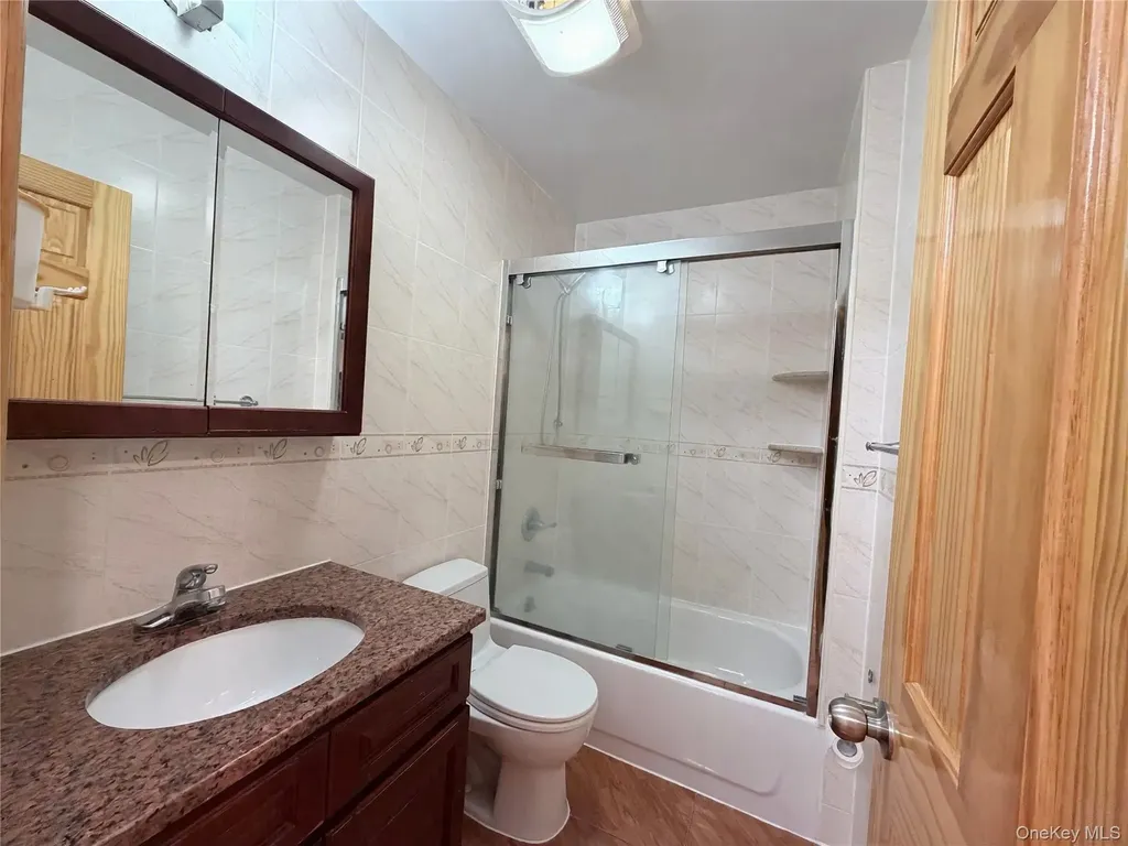152-12 Peck Avenue Flushing NY 11355
