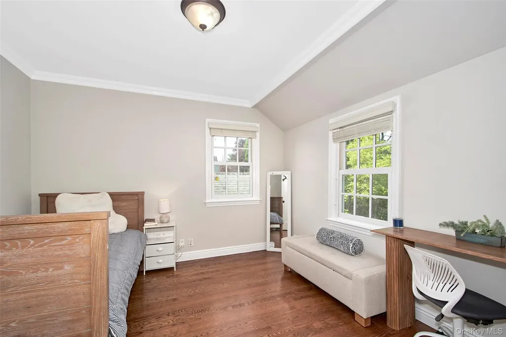 71 Heatherbloom Road White Plains NY 10605