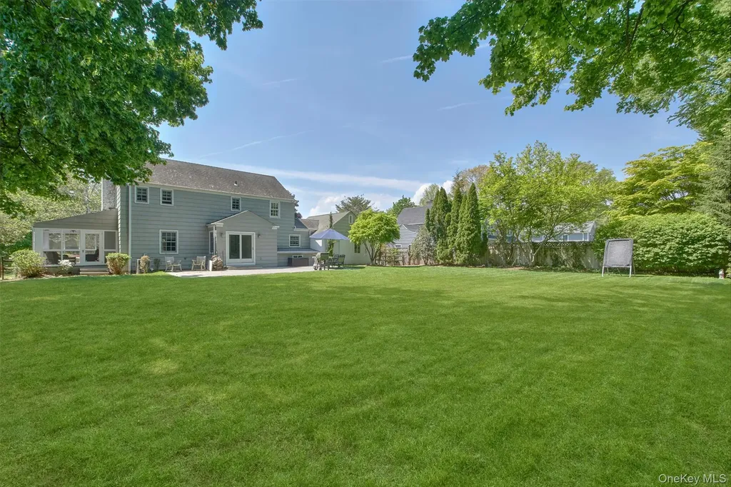 71 Heatherbloom Road White Plains NY 10605