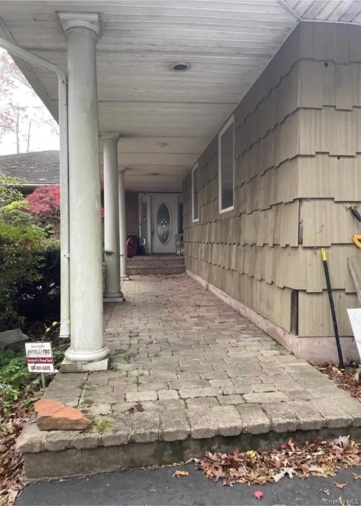 12 Talisman Drive Dix Hills NY 11746
