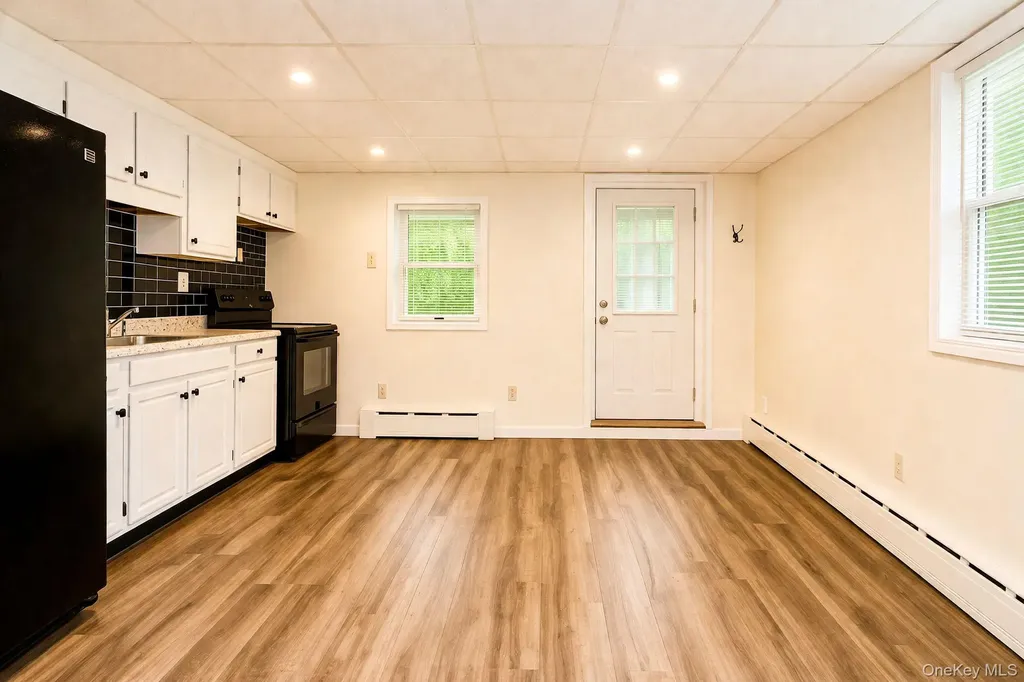 30 Dimiceli Street New Windsor NY 12553