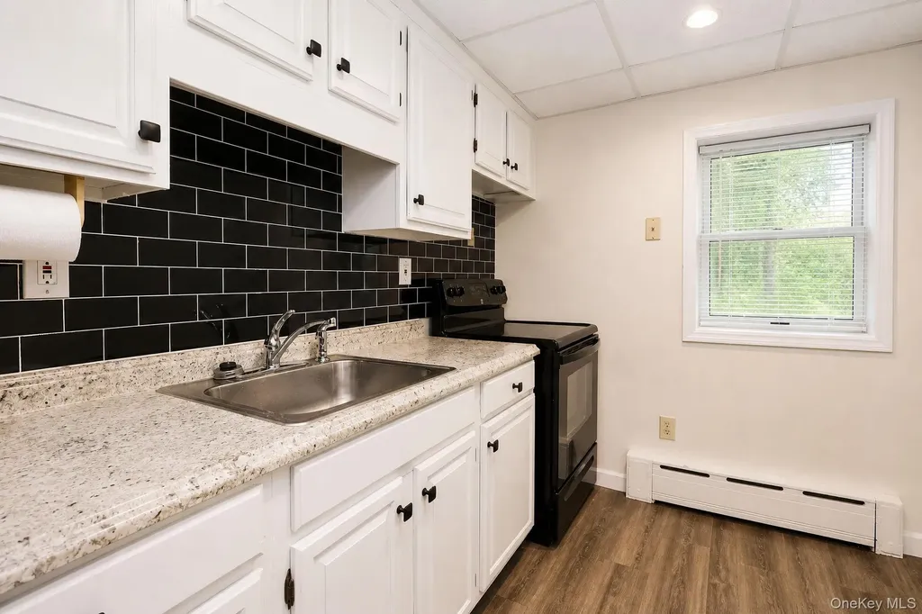 30 Dimiceli Street New Windsor NY 12553