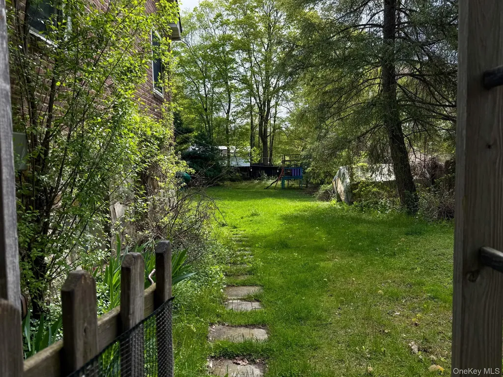 30 Dimiceli Street New Windsor NY 12553