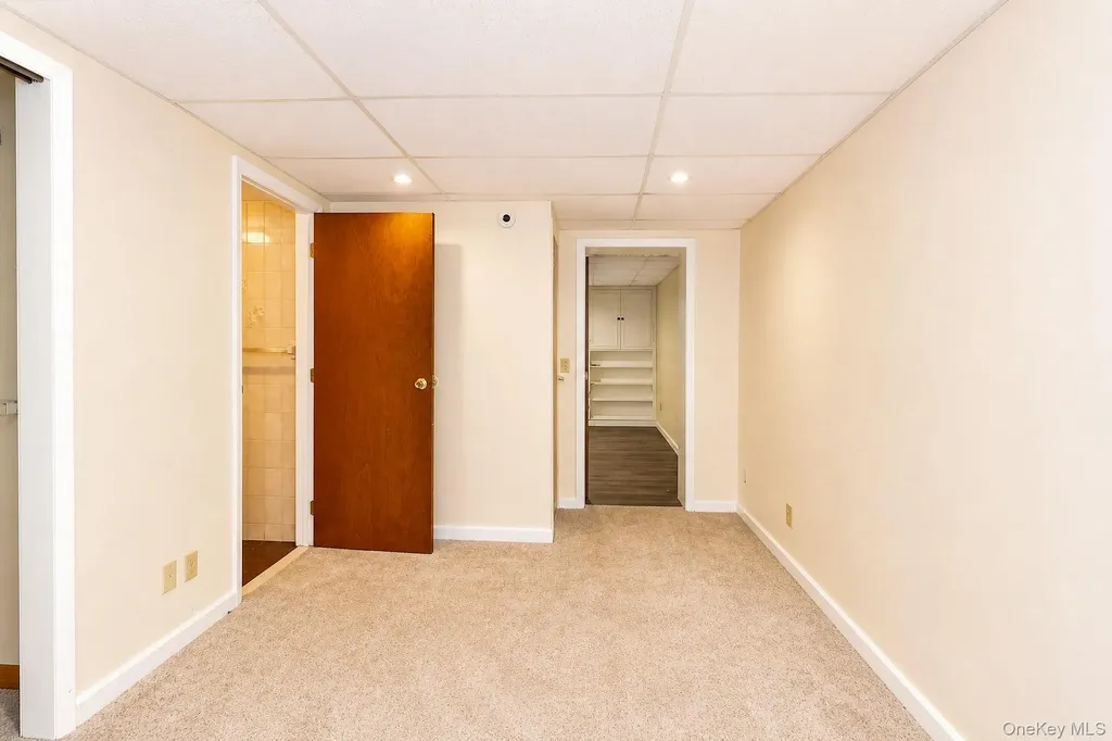 30 Dimiceli Street New Windsor NY 12553