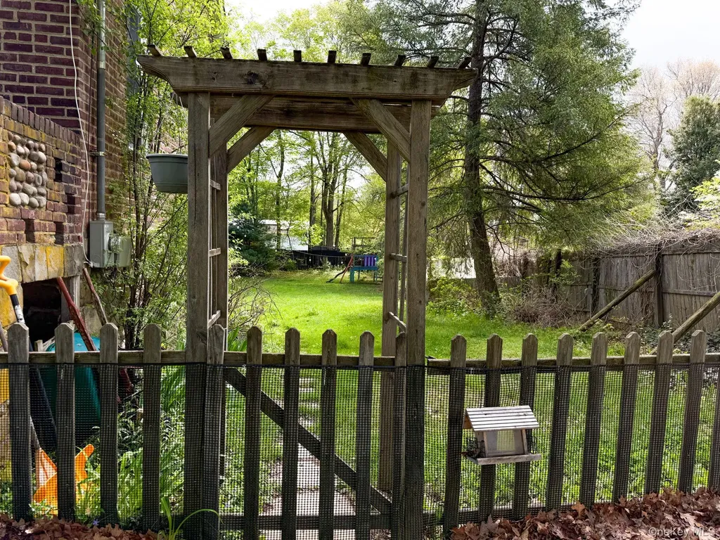 30 Dimiceli Street New Windsor NY 12553