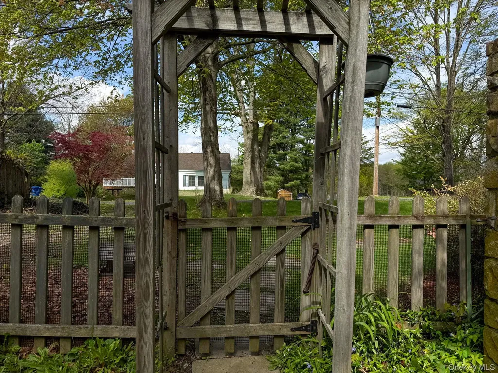 30 Dimiceli Street New Windsor NY 12553