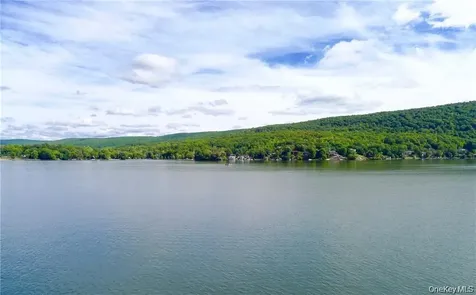 590 Jersey Avenue Greenwood Lake NY 10925