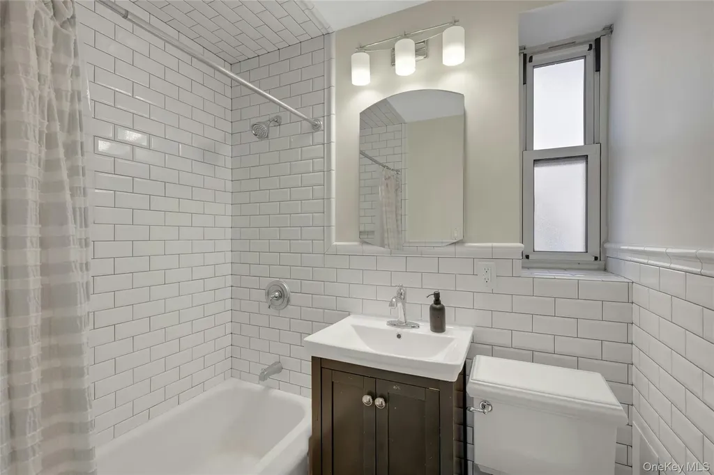 30 N Broadway White Plains NY 10601